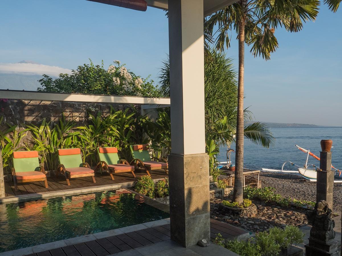 Amed Beach Villa Exterior photo