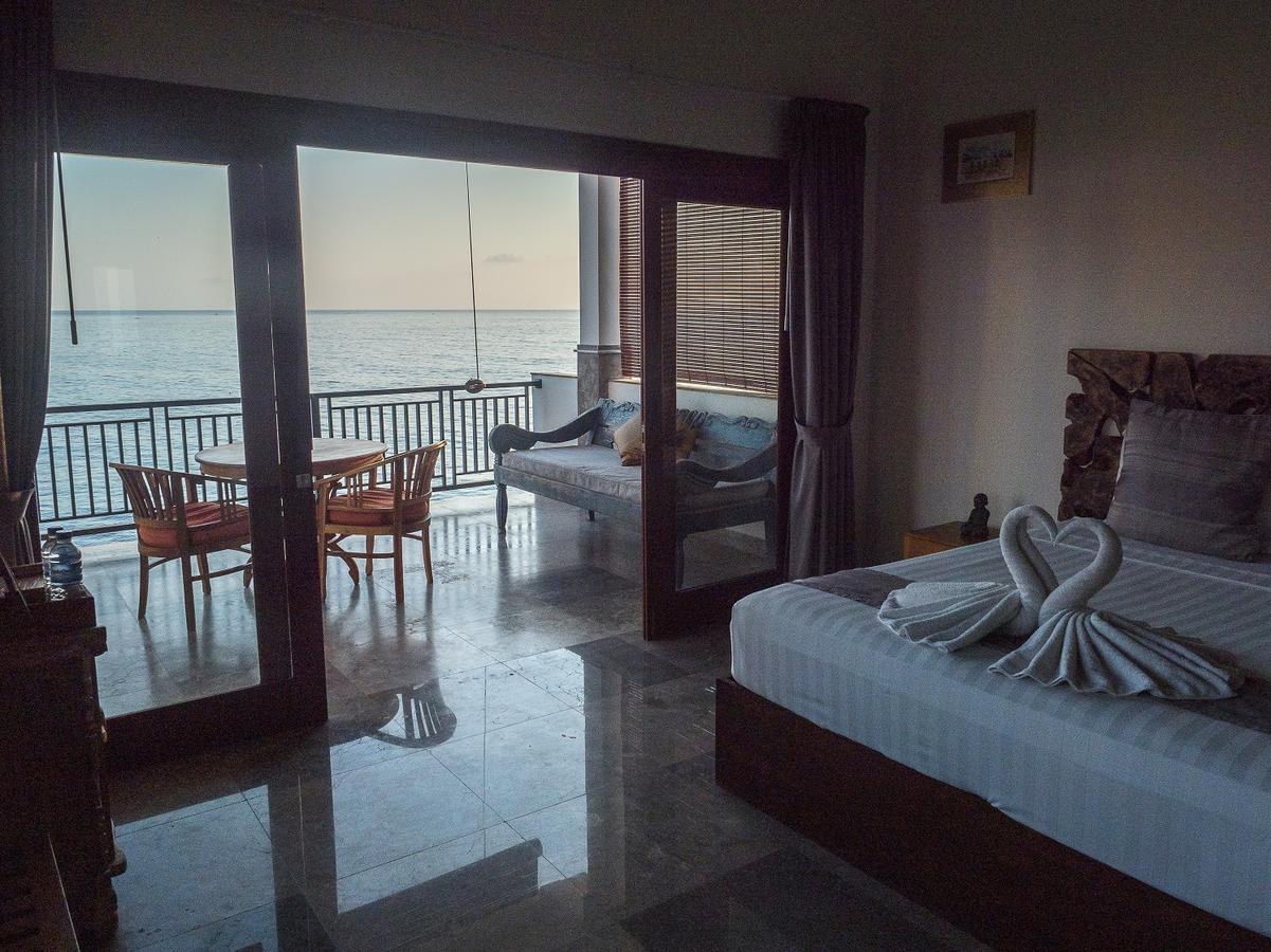 Amed Beach Villa Exterior photo
