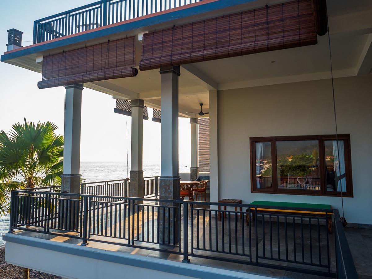 Amed Beach Villa Exterior photo