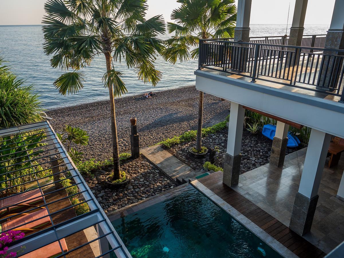 Amed Beach Villa Exterior photo