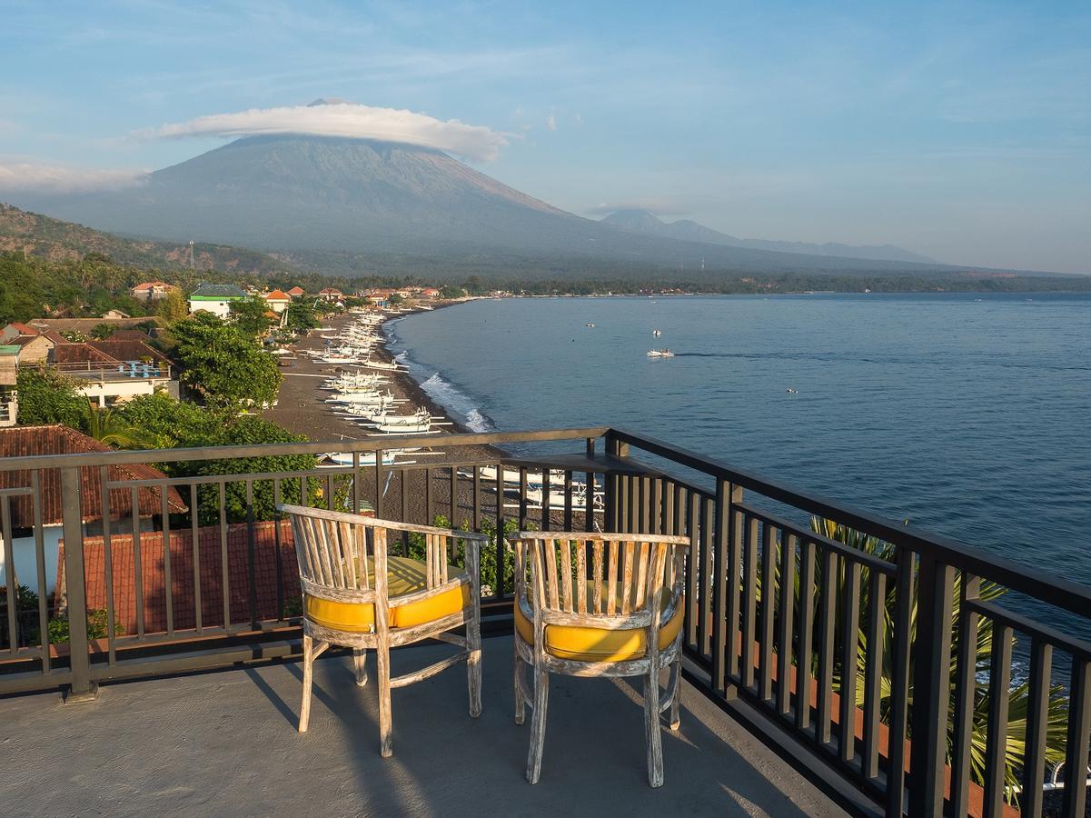 Amed Beach Villa Exterior photo