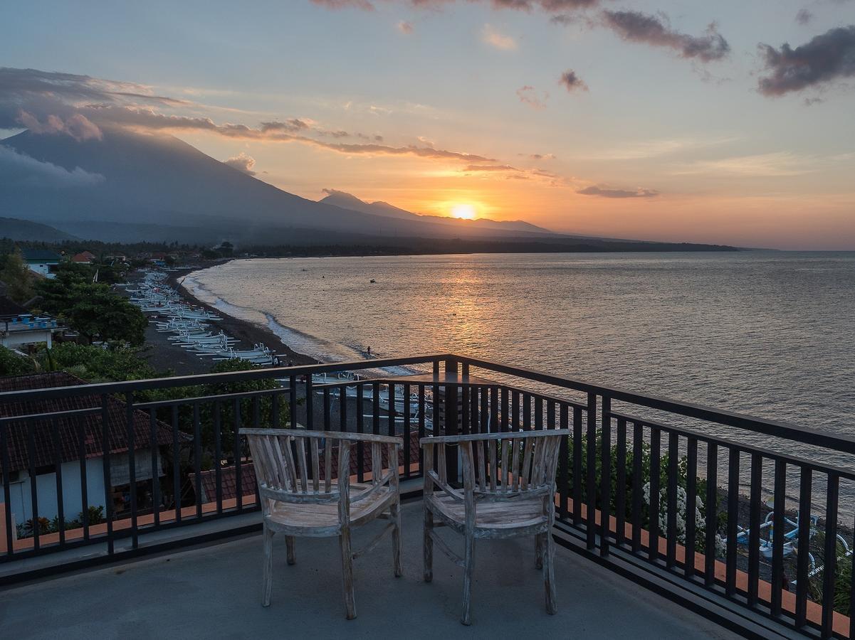 Amed Beach Villa Exterior photo