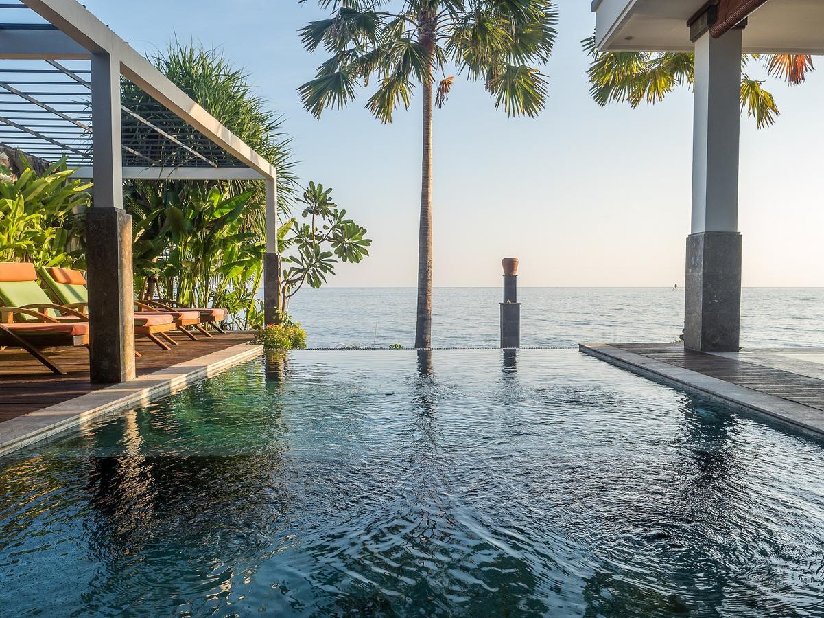 Amed Beach Villa Exterior photo